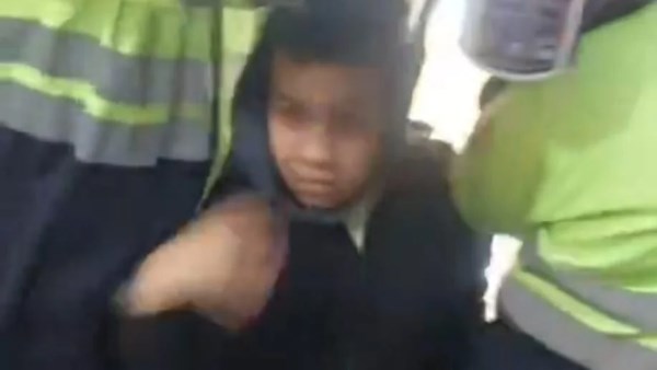 الحماية المدنية تنقذ طفلاً محتجزاً داخل مصعد