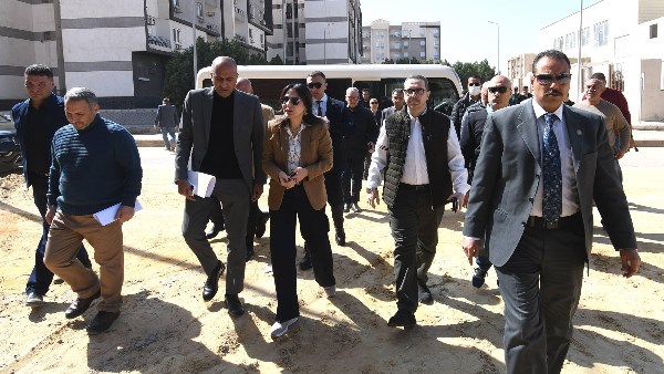 وزيرة الإسكان تتفقد مشروع سكن مصر بمدينة الشروق