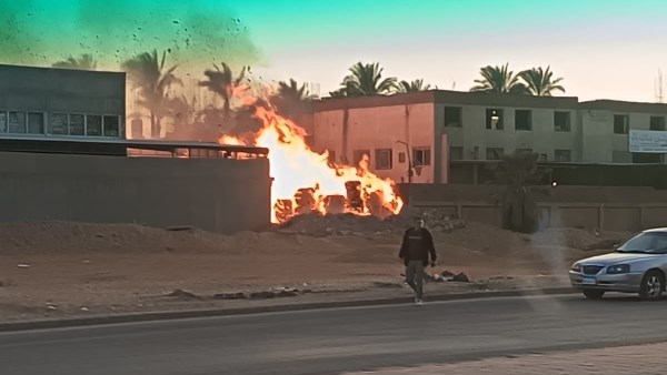  حريق داخل أحد المصانع