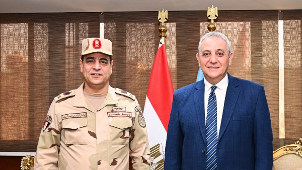 محافظ الغربية يستقبل قائد المنطقة الشمالية العسكرية 