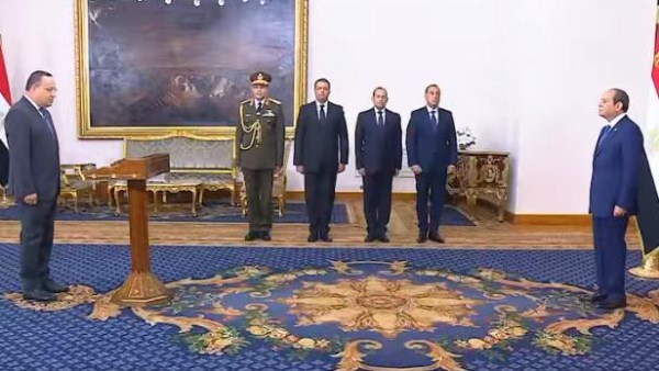 اداء وزير التعليم العالي اليمين الدستورية 