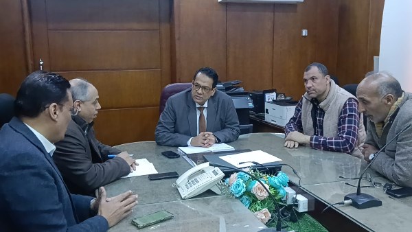 ناصر حسن وكيل وزارة التعليم بالغربية 