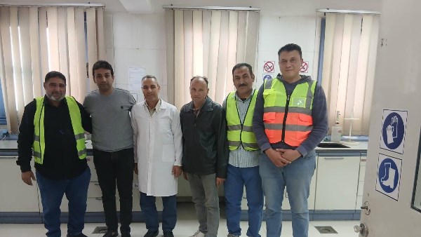 مياة البحيرة 