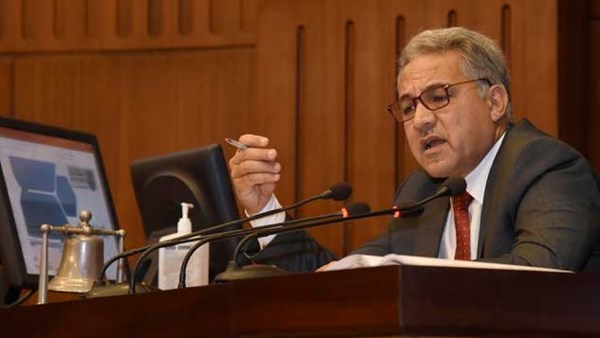 بدء اجتماع الادارة المحلية بالنواب ورئيس اللجنة يؤكد ضرورة تفاعل النواب مع مشكلات المواطنين ومتابعتها ليتم إيجاد حلول لها. 