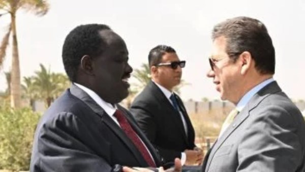 لبحث الأزمات الإقليمية.. رئيس المخابرات يلتقي وفدًا من جنوب السودان