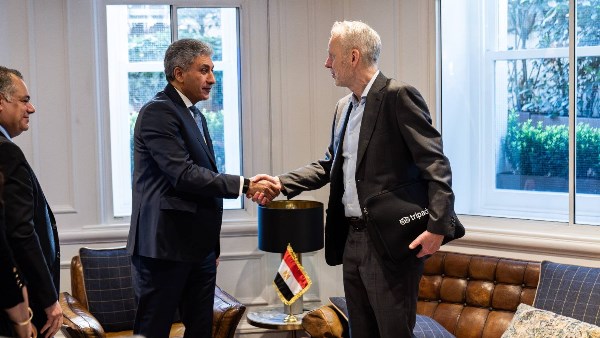  وزير السياحة والآثار يلتقي مع ممثل منصة Trip Advisor 