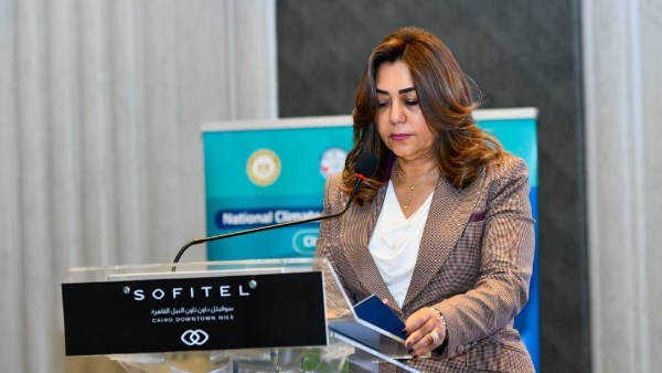  الدكتورة منال عوض، وزيرة التنمية المحلية والقائم بأعمال وزير البيئة