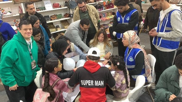 إقبال كبير على جناح القومي للأشخاص ذوي الإعاقة بمعرض الكتاب