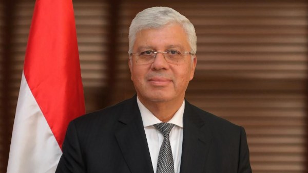  الدكتور أيمن عاشور وزير التعليم العالي والبحث العلمي