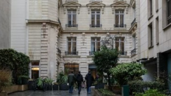 مقر X - فرنسا