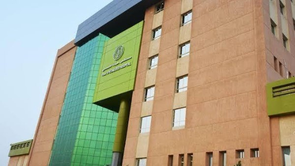 مستشفى طيبة التخصصي بمدينة إسنا بمحافظة الأقصر