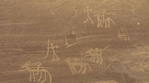 اكتشاف موقع أثري جديد بجنوب سيناء يزيح الستار عن أسرار 10 آلاف عام من تاريخ الفن الصخري