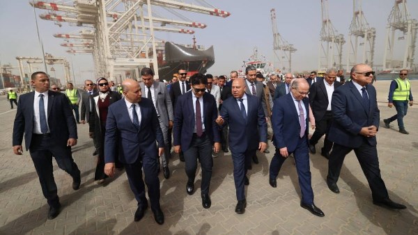 وزير النقل يشهد التشغيل التجريبي التجاري لمحطة الحاويات "تحيا مصر 1" بميناء دمياط