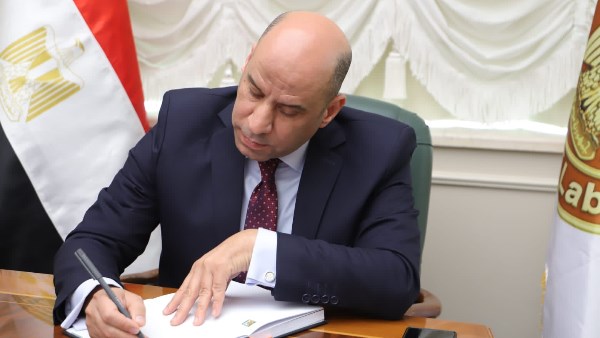  وزير العمل حسن رداد