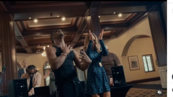 محمد رمضان ولارا ترامب في صح صح 