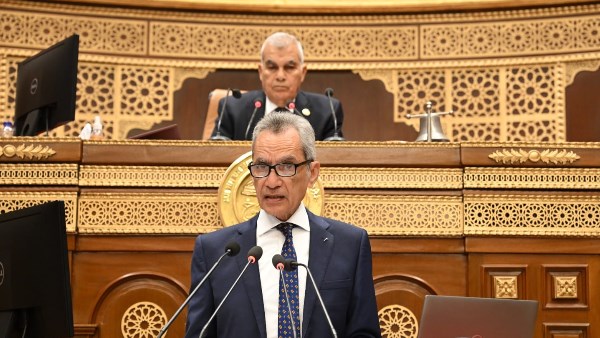 رئيس مجلس الشيوخ يهنئ الوزراء الجدد بعد التعديل الحكومي ويؤكد: تداول المسؤولية جوهر الديمقراطية الحديثة