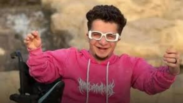 أولى جلسات محاكمة التيك توكر عمر فرج وشقيقه أمام المحكمة الاقتصادية اليوم