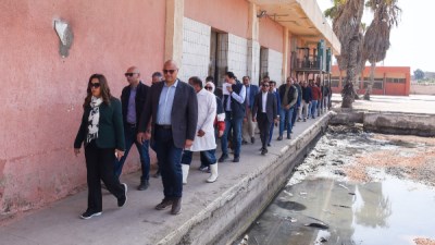 جانب من جولة الوزيرة 