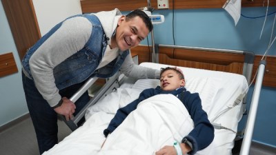 عبد الواحد السيد في مستشفى الناس الخيري