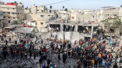 الانتهاكات مستمرة.. استشهاد 3 فلسطينيين نتيجة قصف مخيم النصيرات بغزة