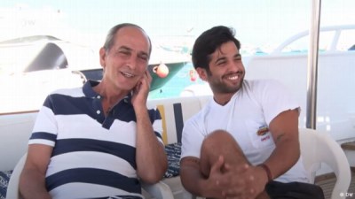 نور هشام سليم ووالده الراحل 