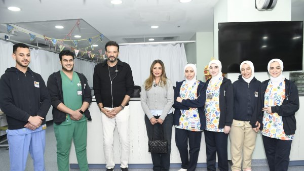 ليلى علوي في مستشفى الناس 