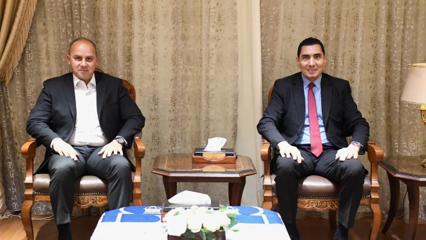 وزير الرياضة والعميد محمد مرجان