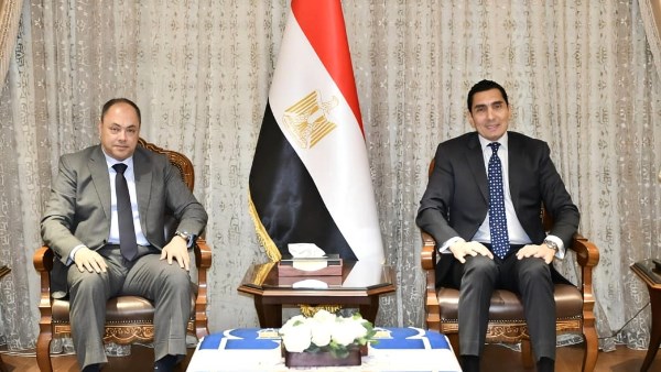 وزير الشباب والرياضة