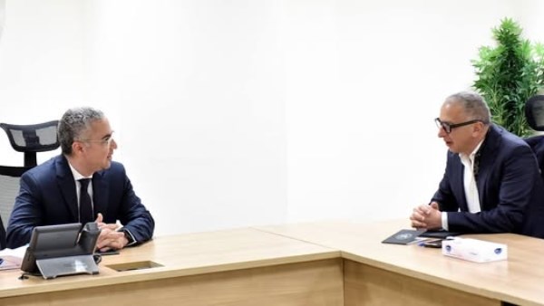 جانب من اجتماع اليوم 