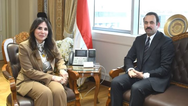 وزيرة الإسكان والمرافق والمجتمعات العمرانية