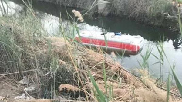 سقوط سيارة 'بنك الدم' في الترعة