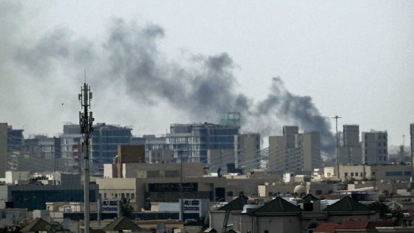 الدفاع القطرية تعلن اعتراض 17 صاروخ باليستي و6 مسيرات