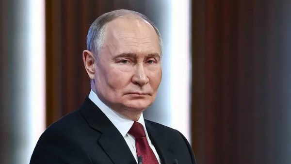 فلاديمير بوتن: الحرب مع إيران تسببت بأزمة طاقة وانتاج النفط قد يتوقف قريبًا