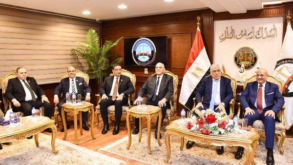 النيابة العامة تنظم صالونًا ثقافيًا ومعرضًا وثائقيًا 