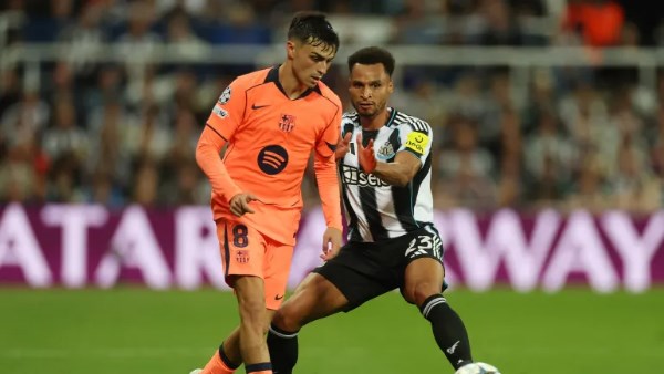 برشلونة ونيوكاسل 