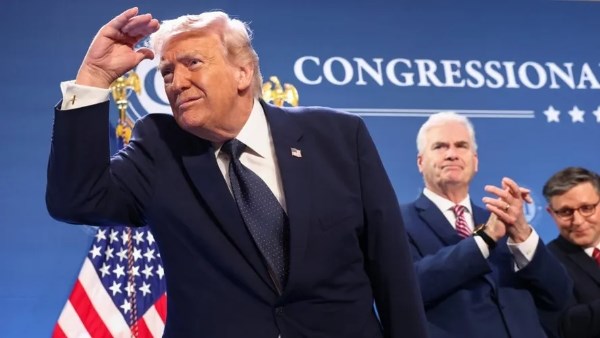 الرئيس الأمريكي دونالد ترامب