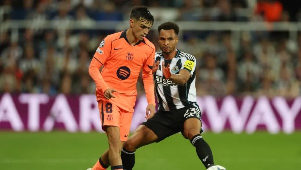 برشلونة ونيوكاسل 