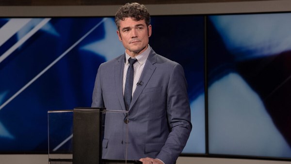 مدير مركز مكافحة الإرهاب الأمريكي يستقيل من منصبه رفضًا للحرب