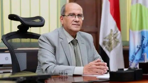 س أحمد جابر شحاتة، رئيس الشركة القابضة