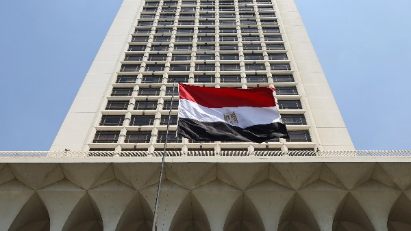 مصر تدين بأشد العبارات الاعتداءات  المملكة العربية السعودية والإمارات وقطر  