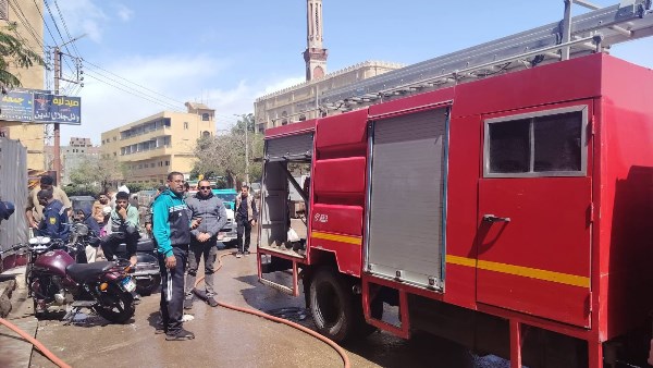 السيطرة على حريق مطبخ مطعم بإبشواي دون إصابات