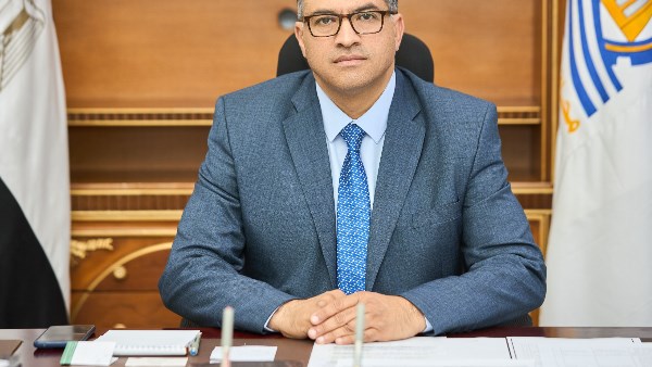 اللواء الدكتور مصطفى الببلاوي محافظ قنا 