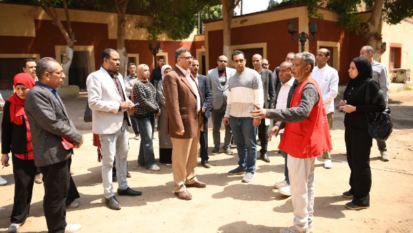 جانب من الجولة 