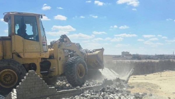 حملات إزالة بالبحيرة 