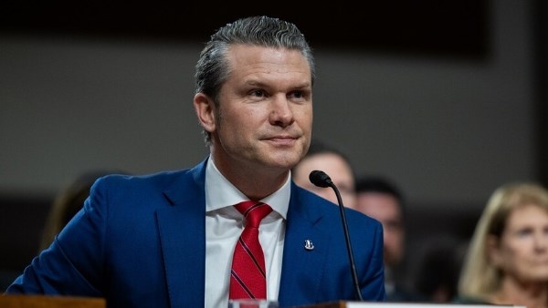 ليست بلا نهاية.. الحرب الأمريكية تؤكد وجود أهداف محددة للضربات على إيران