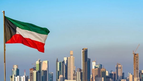 السلطات الكويتية تعلن رصد 14 طائرة مسيرة اخترقت المجال الجوي اليوم 