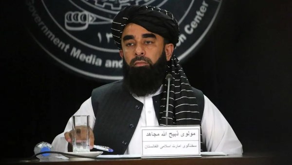 التوتر يستمر.. أفغانستان تتهم باكستان بشن غارات حوية على مستشفى لعلاج الإدمان