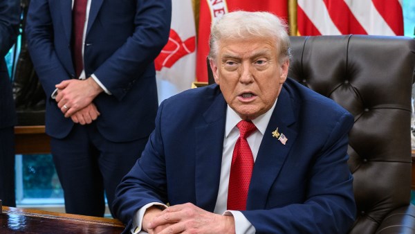 دونالد ترامب: حققنا نجاح هائل ولم يتبق لإيران قادة نتحدث معهم