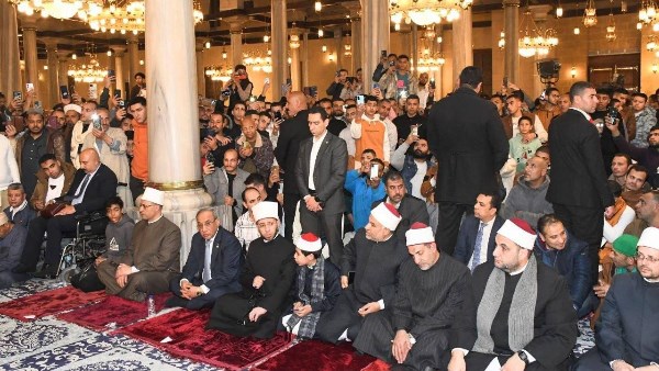 الاحتفال بذكرى غزوة بدر بمسجد الإمام الحسين