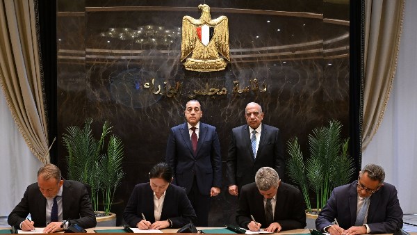 توقيع حزمة من اتفاقيات شراء الطاقة لمشروعات طاقة متجددة